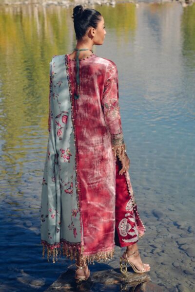Sana Safinaz Winter Shawl 2024 | V241-005-3CP
