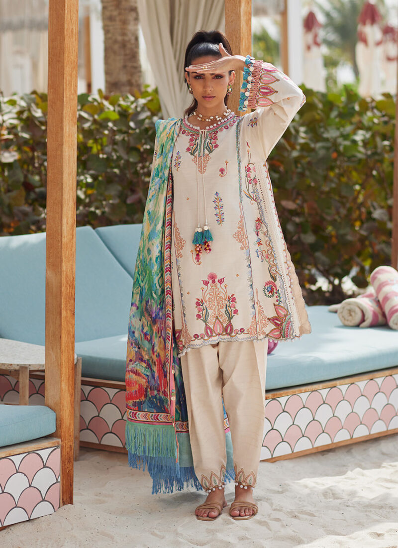 Farah Talib Aziz Lawn 2025 | FTA-02 - Image 5