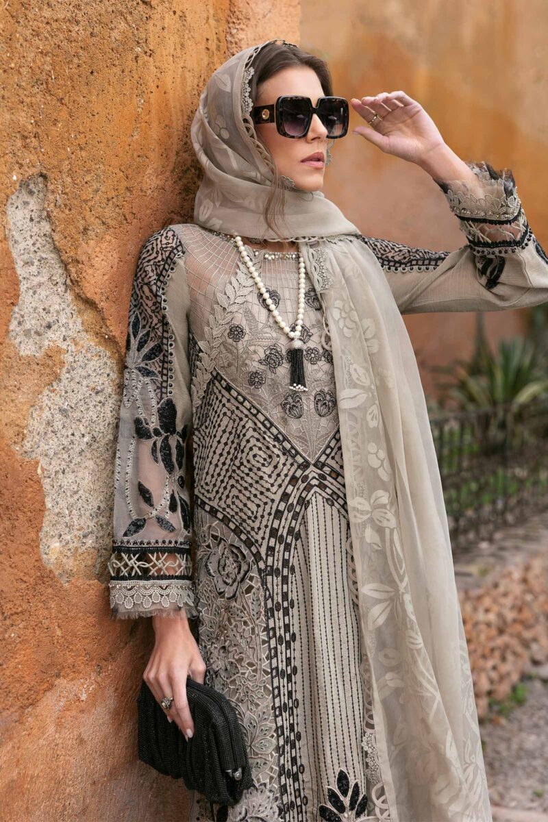 MARIA B Luxury Lawn 2025 | D-2510-B - Image 2