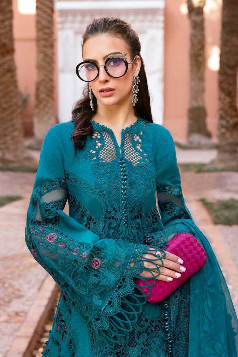 MARIA B Luxury Lawn 2025 | D-2513-B - Image 3