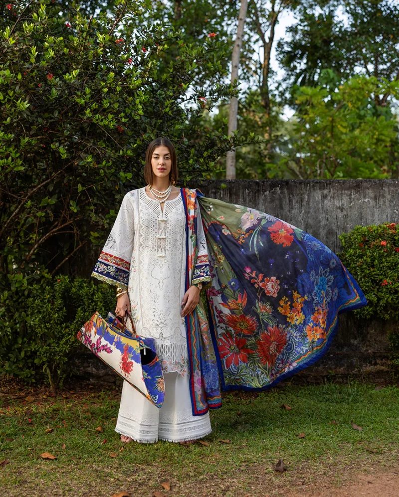 Esmel Luxury Lawn 2025 | Clair De Lune