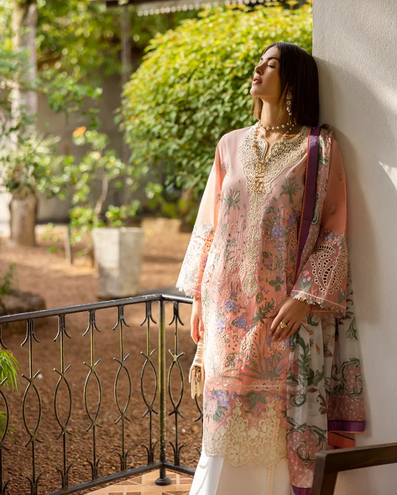 Esmel Luxury Lawn 2025 | Coup De Foudre