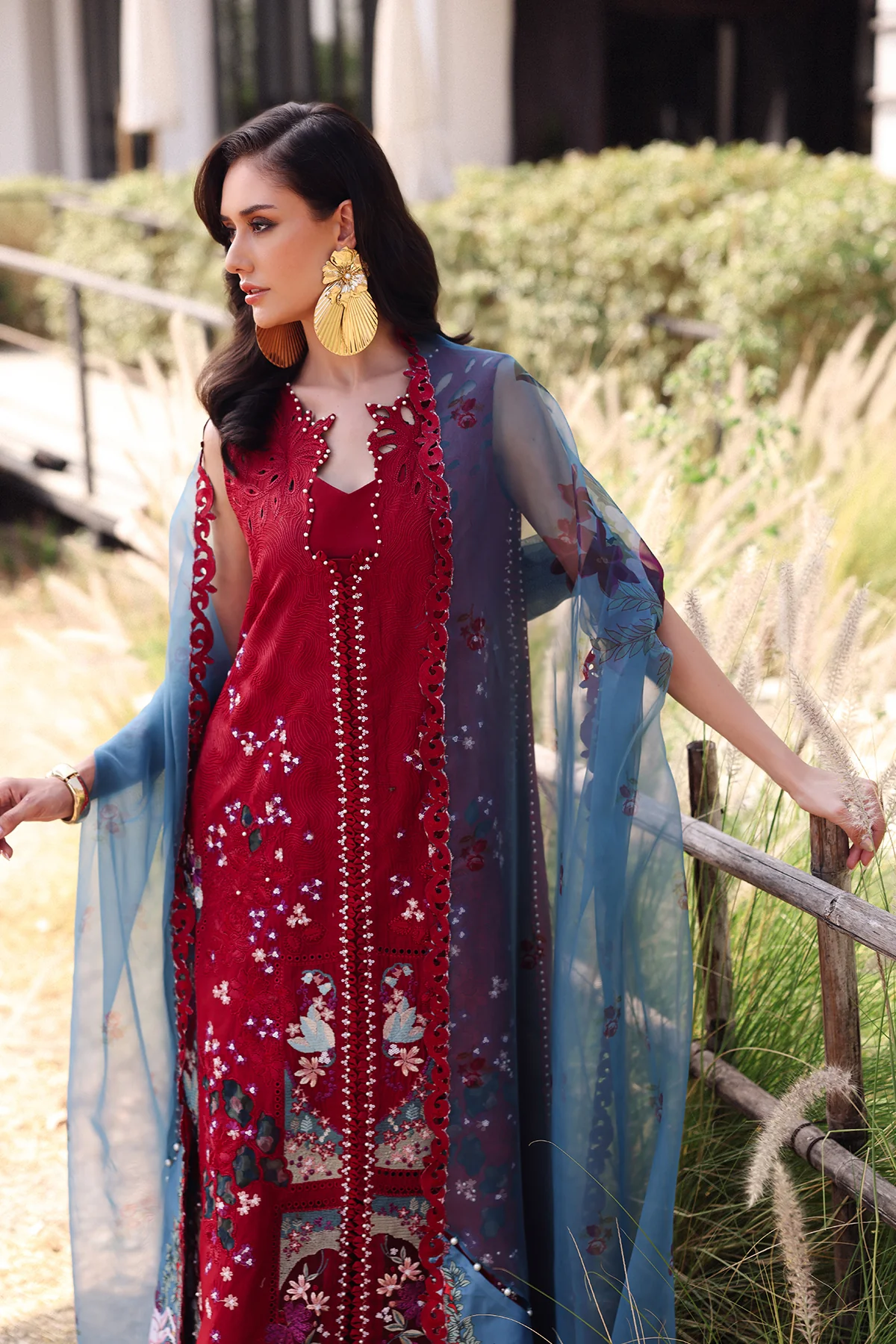 Afrozeh Luxury Lawn 2025 | Glacis - Image 2