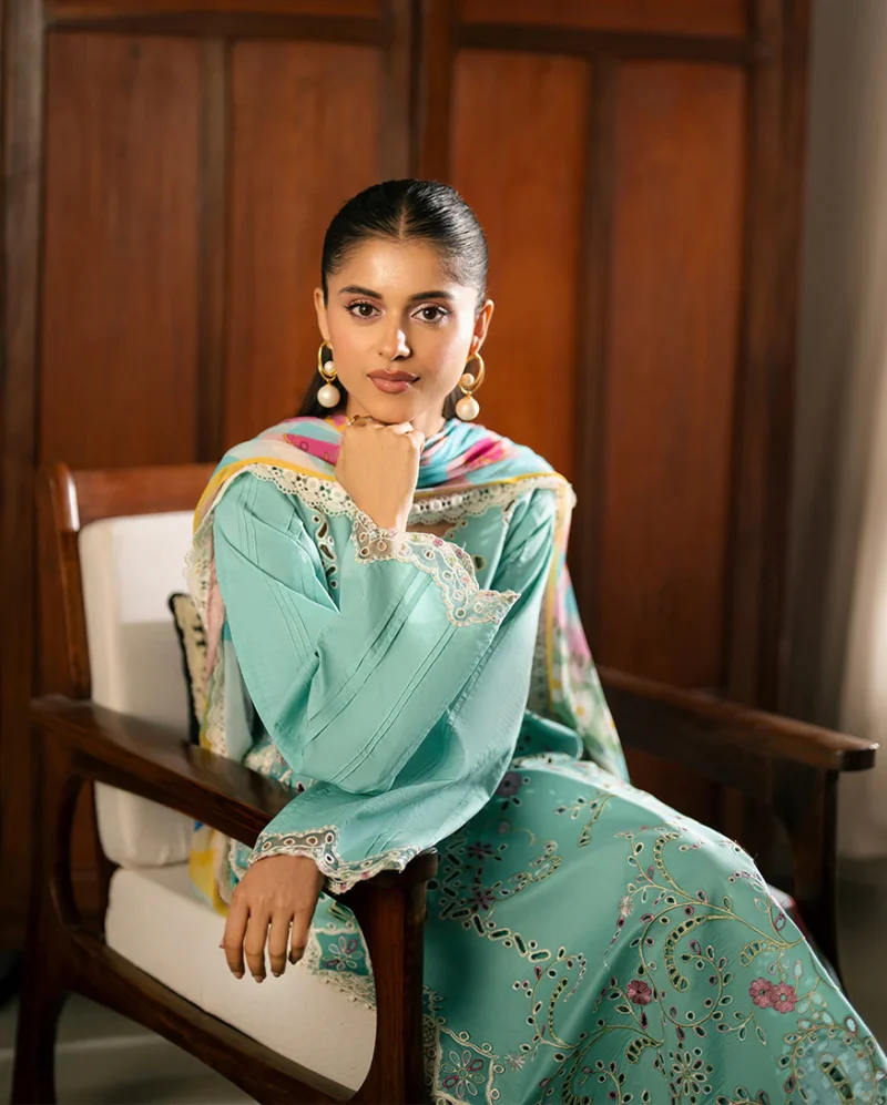 Aashiyana Lawn by Roheenaz 2025 | Dania - Image 2