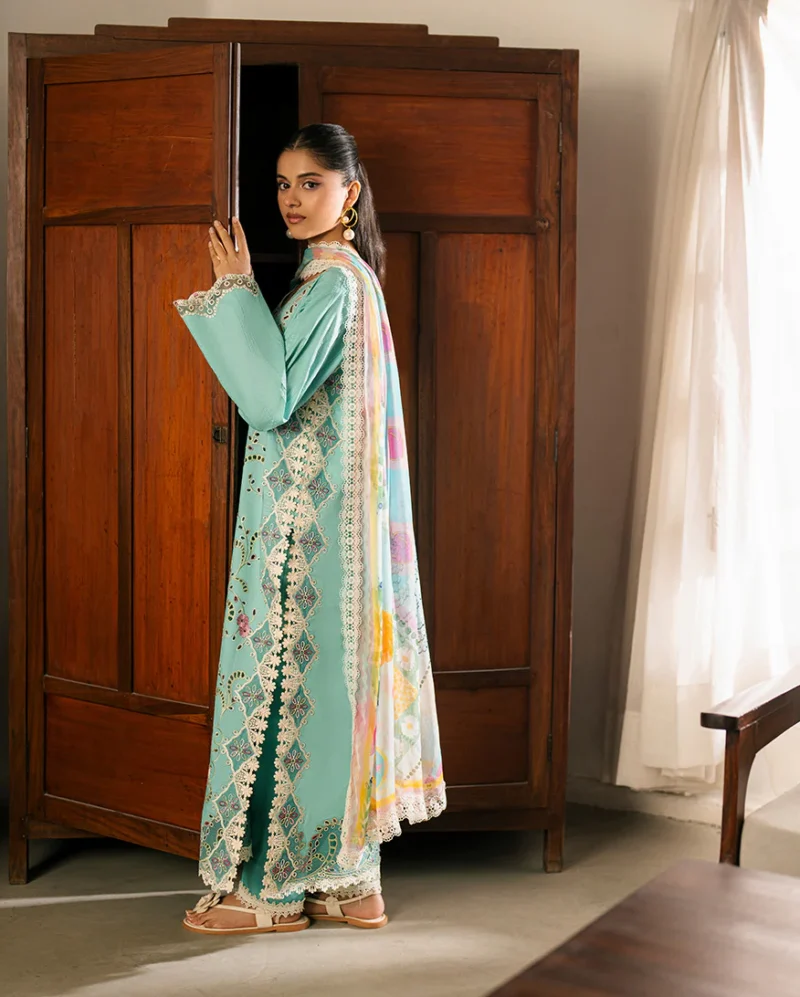 Aashiyana Lawn by Roheenaz 2025 | Dania