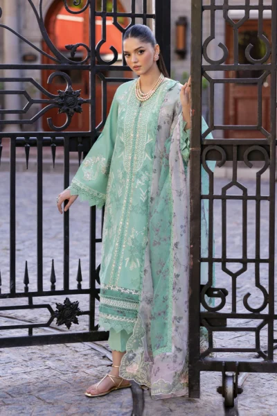Saira Shakira Bloom Unstitched Lawn’25 || Chloe 3-B