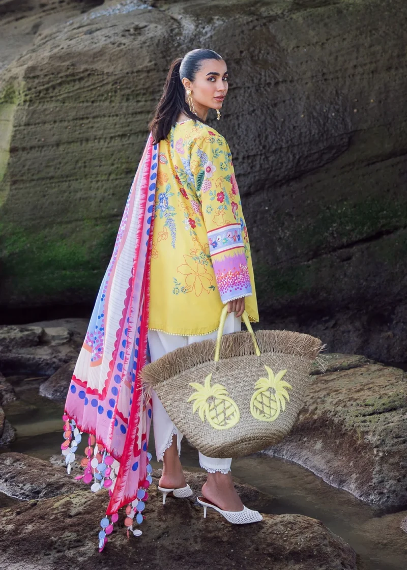 Sirra Luxury Lawn 2025 | QNR7274 - Image 2