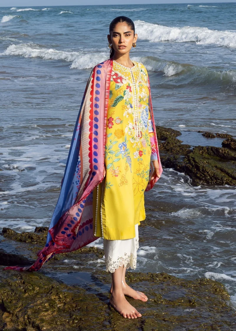 Sirra Luxury Lawn 2025 | QNR7274