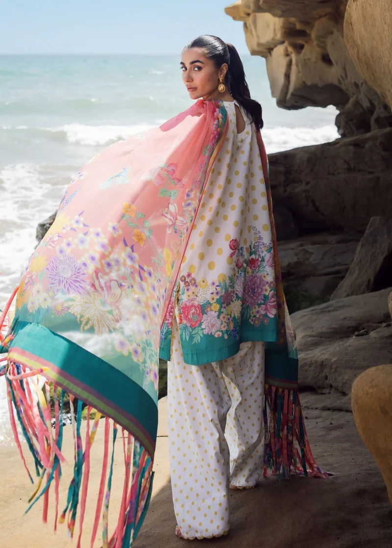 Sirra Luxury Lawn 2025 | WIG8540 - Image 4