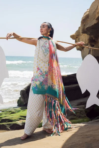 Sirra Luxury Lawn 2025 | WIG8540