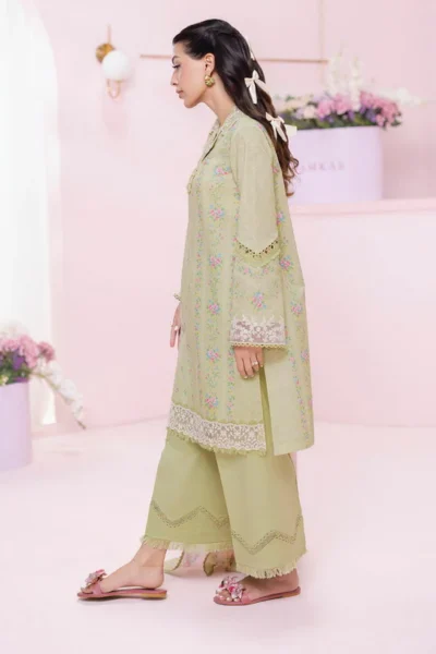 Qalamkar QPrints Embroidered Lawn 2025 | EM-07A