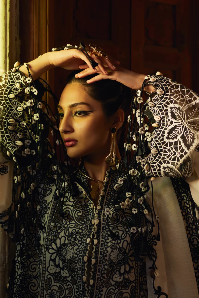 Elan Lawn 2025 | EL25-02 B - Image 2