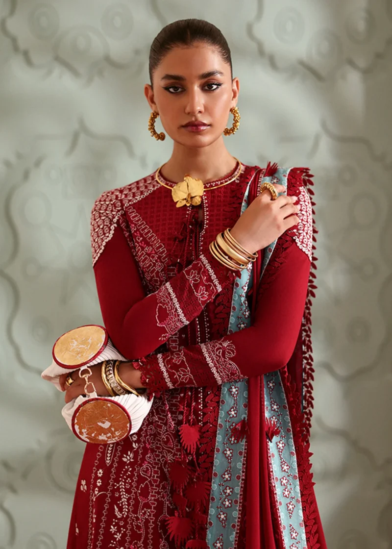Suffuse Luxury Lawn by Sana Yasir 2025 | INEESA