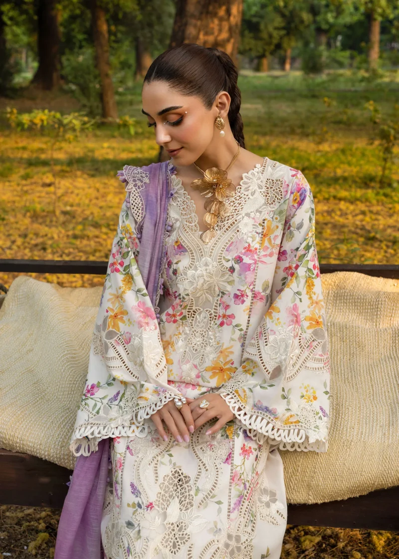 Crimson Tasawar Petals And Promises – D2B - Image 3