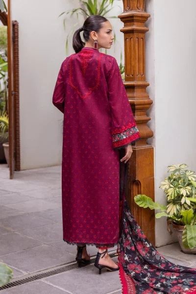Tahra Lawn by Zainab Chottani Vol 2 | Ayra