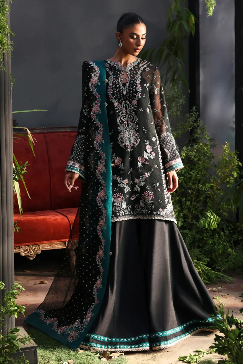 Afrozeh La Fuchsia ’25 Party Collection | Larosea