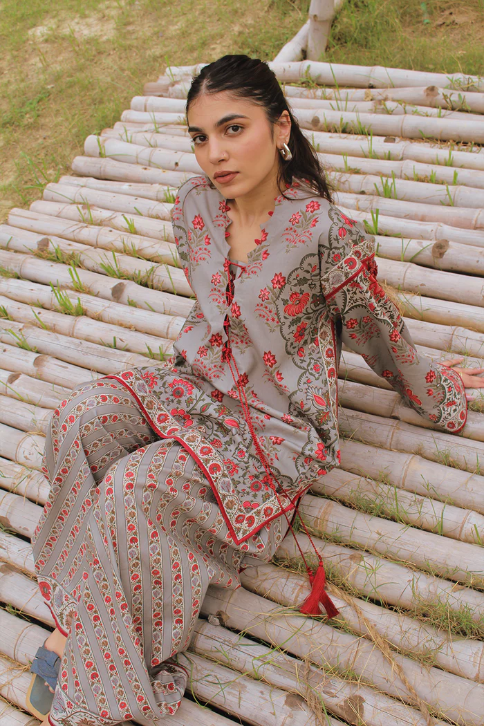 Saira Rizwan Digital Printed ’25 | SILVER LINING – JPU25-03 - Image 4