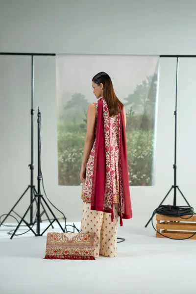 Saira Rizwan Digital Printed ’25 | SUNDAY STROLL – JPU25-08