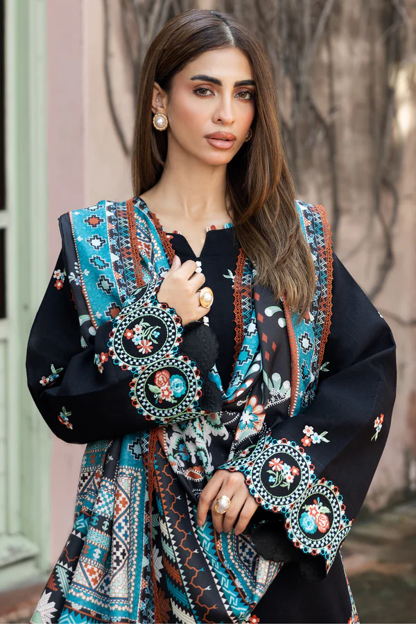 ER AT CHECKOUT Farasha Winter Collection 2025 Midaura