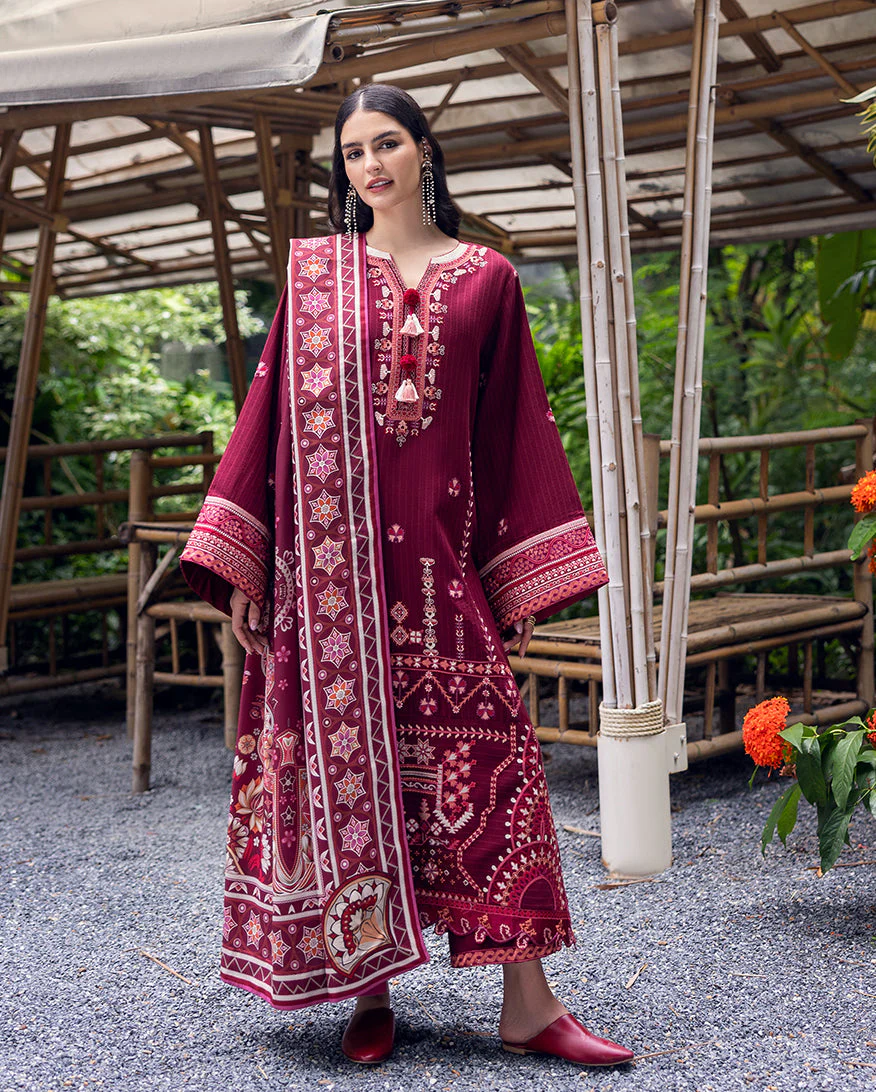 Mushq Hemline Karandi || Emerald Glimmer