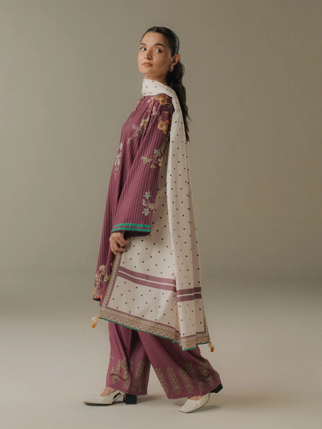 Coco by Zara Shahjahan Prints | Vol 5 | 1A - Image 4