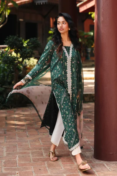 Q Prints by Qalamkar | Lawn 2026 | Greer