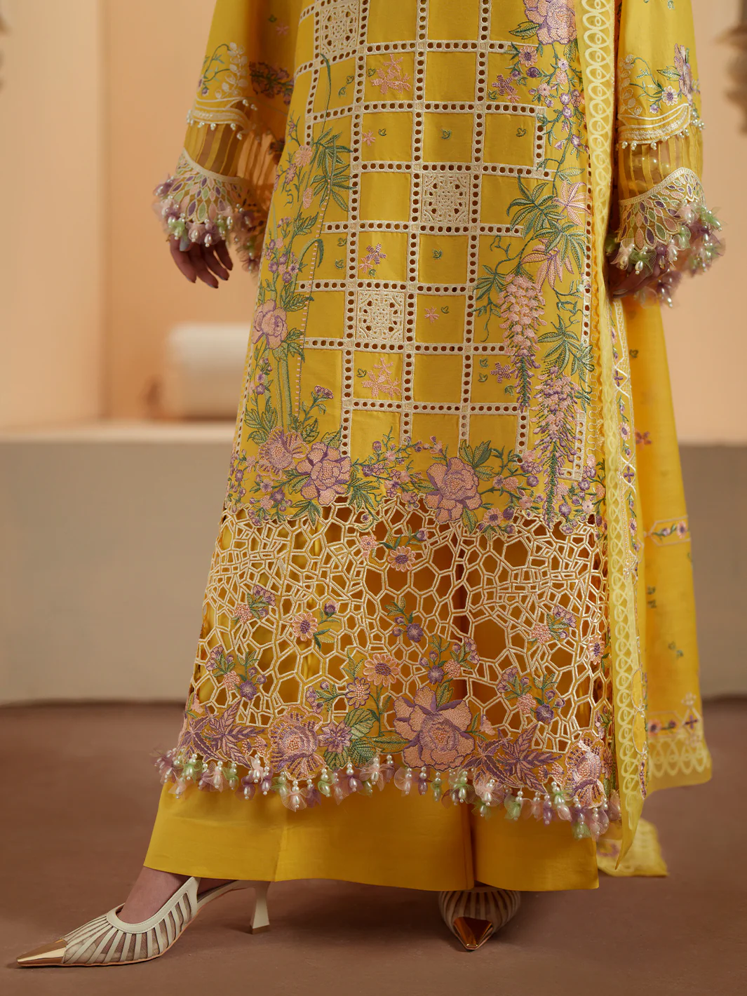 Mashriq Luxury Lawn 2026 by Bin Ilyas || D-111-A - Image 3