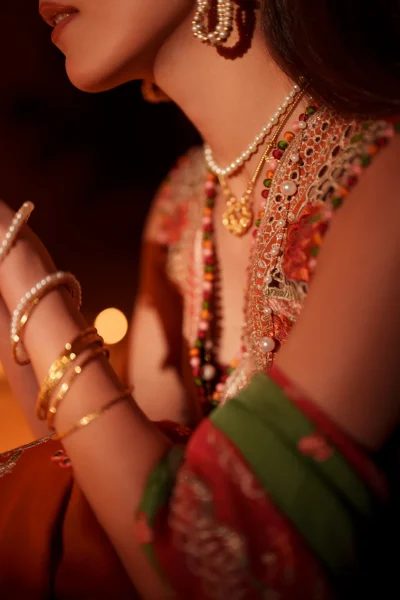 Mashriq Luxury Lawn 2026 by Bin Ilyas || D-114-B