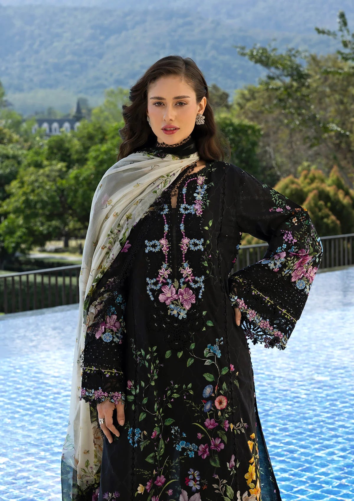 ESA-1B BLACK THRONE - Image 3