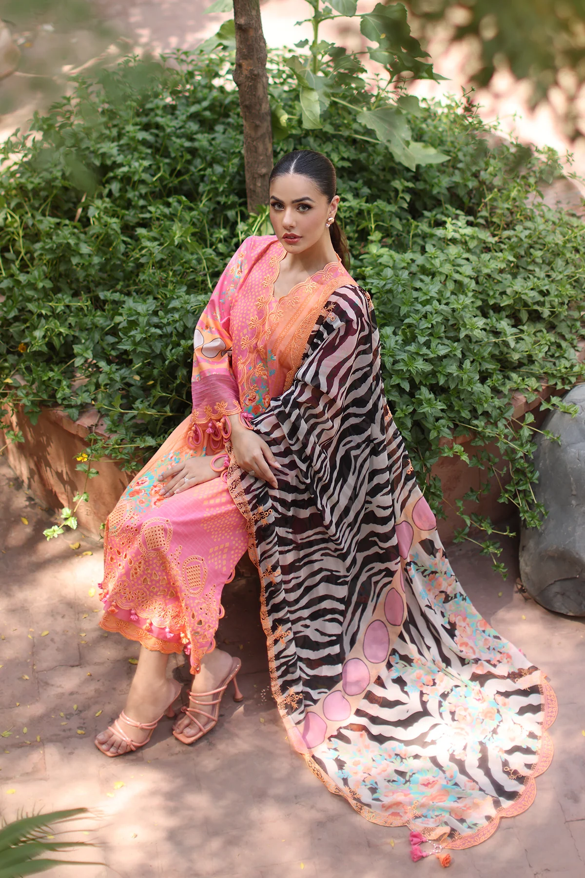 Charizma Combinations 2026 Lawn || CC6-010 - Image 4