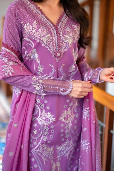 Astoria Festive Lawn ’26 by Mushq || Arielle