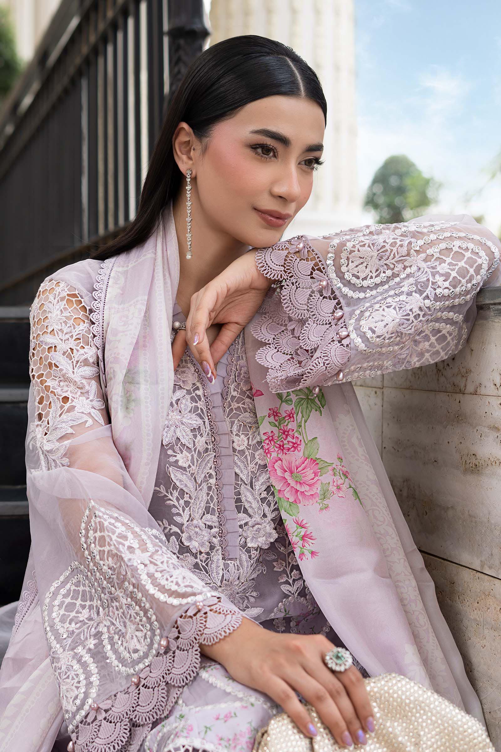 3 Piece Embroidered Lawn Suit - Image 2