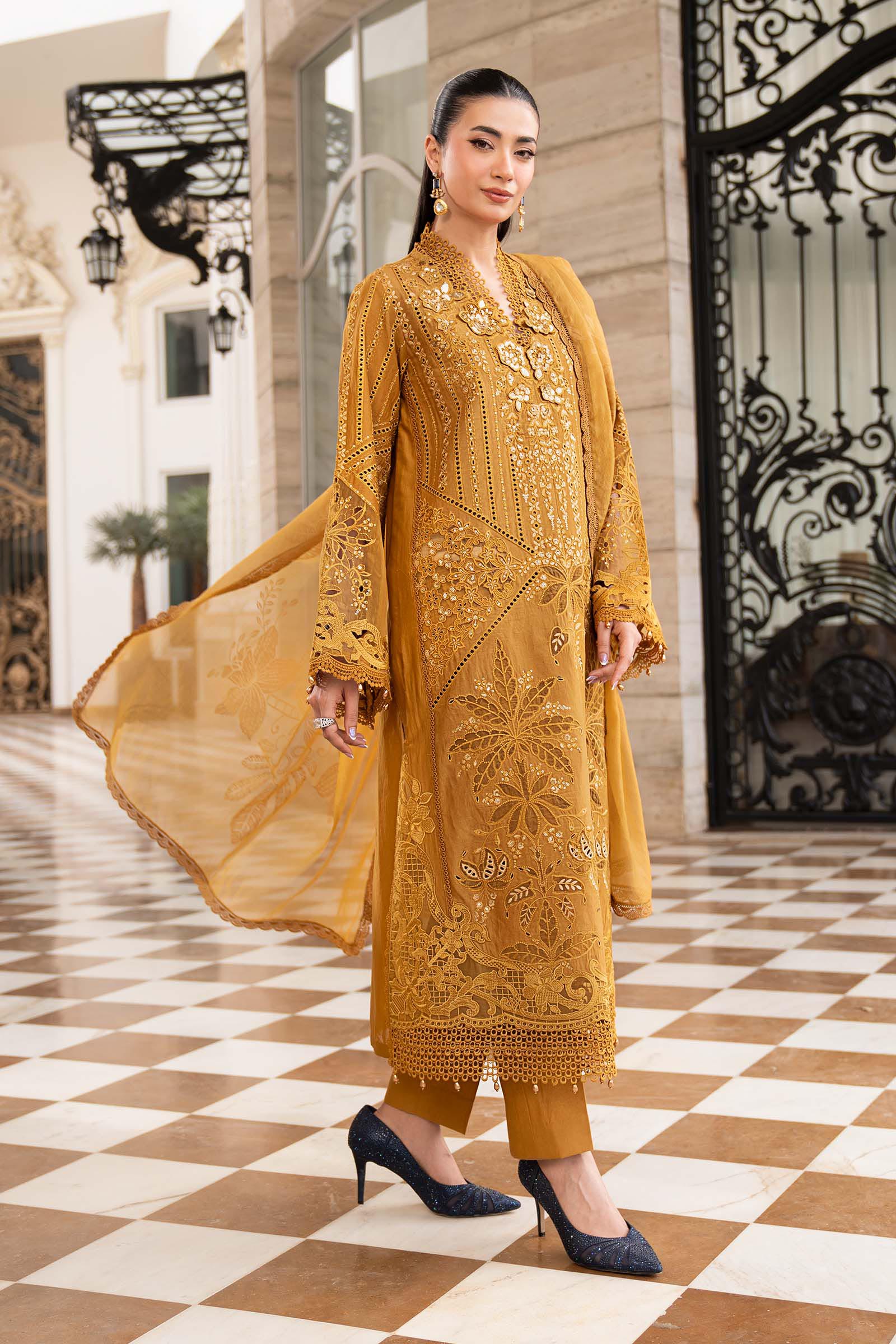 3 Piece Embroidered Lawn Suit - Image 3