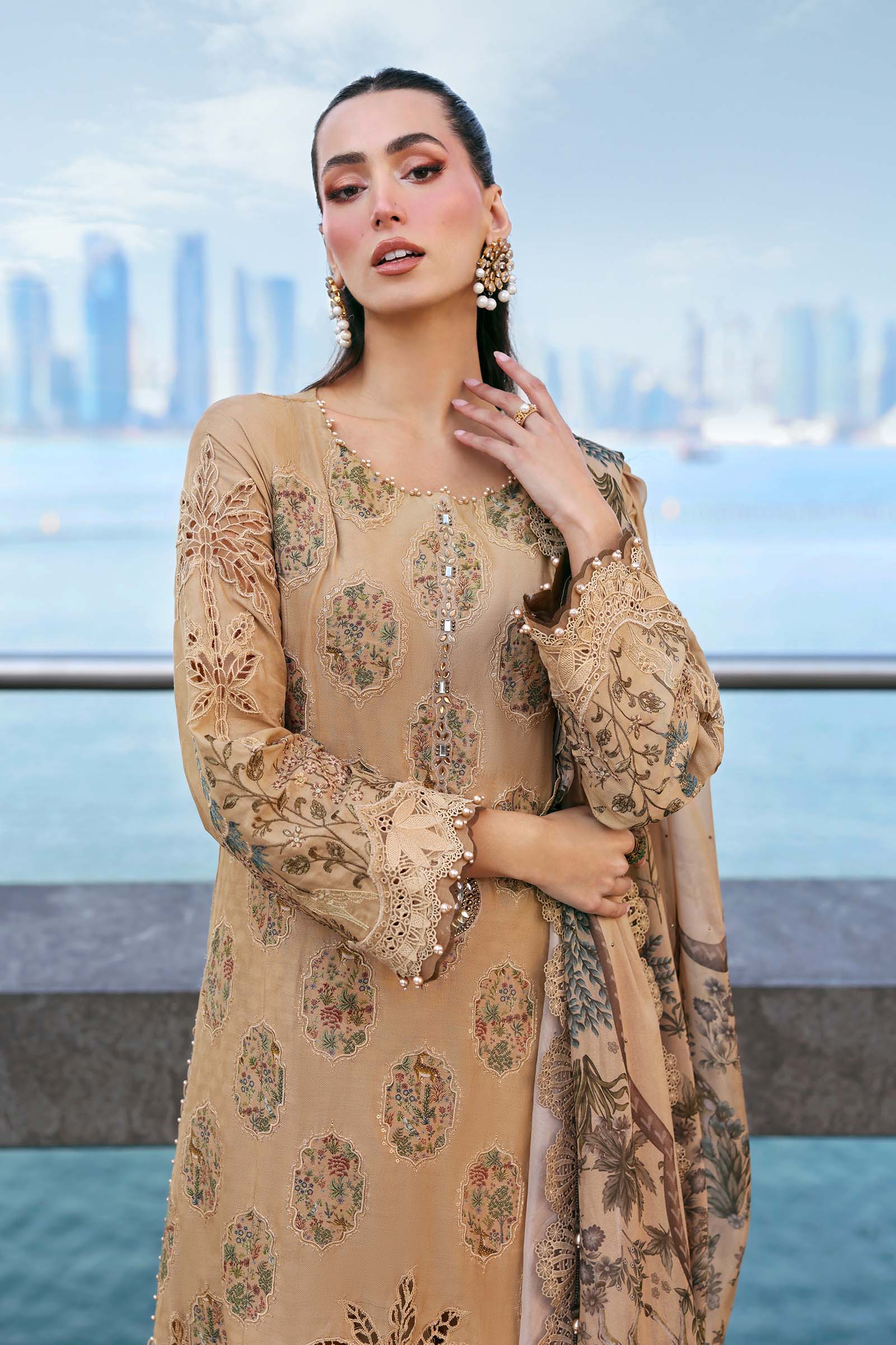 Maria B Eid Lawn 2026 || D-2605-A - Image 3