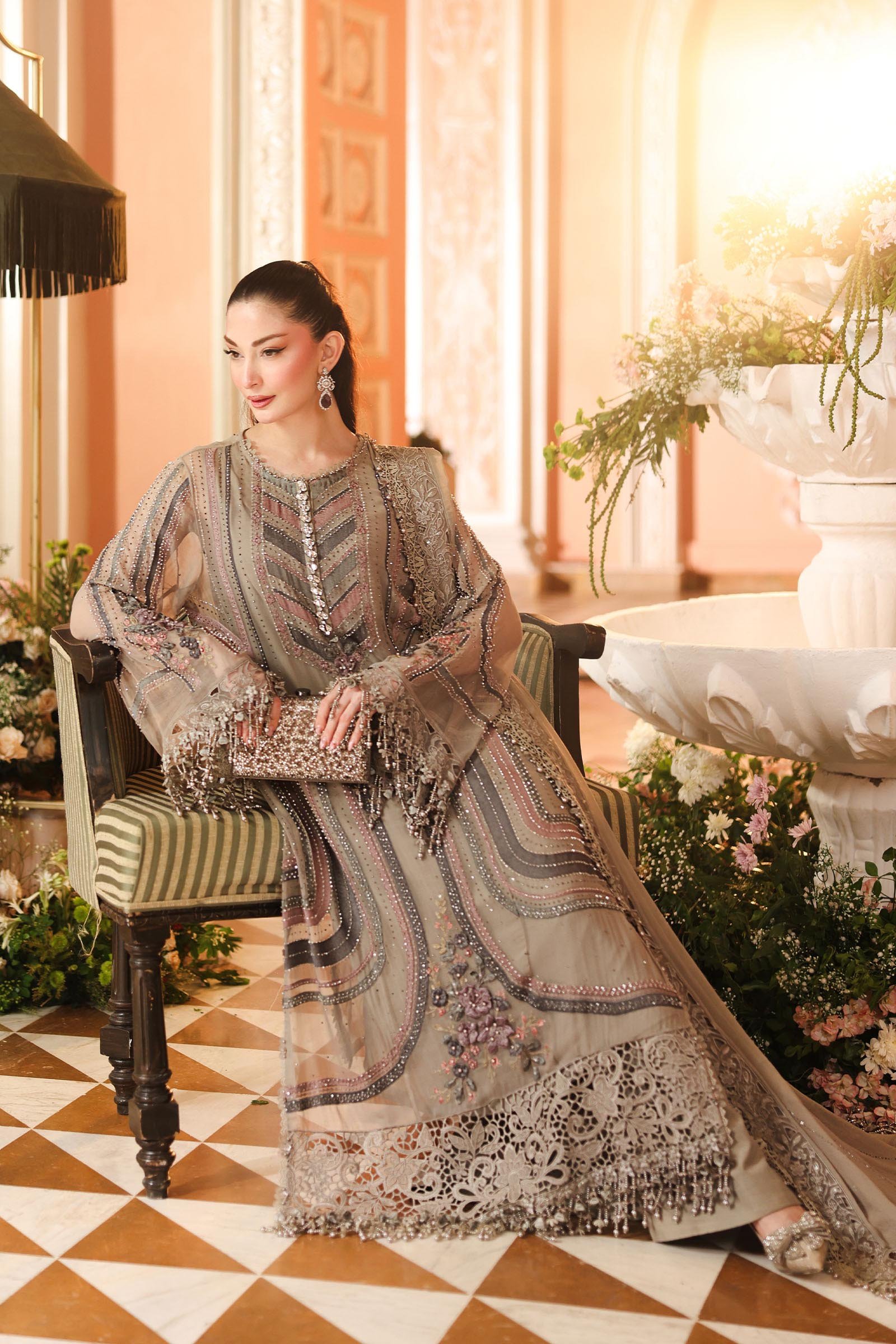 3 Piece Embroidered Chiffon Suit - Image 4