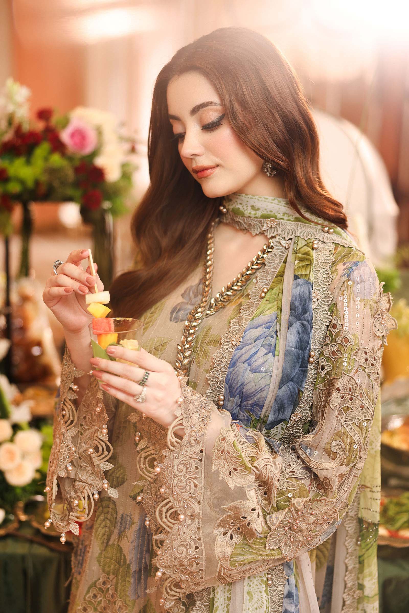 3 Piece Embroidered Chiffon Suit - Image 4