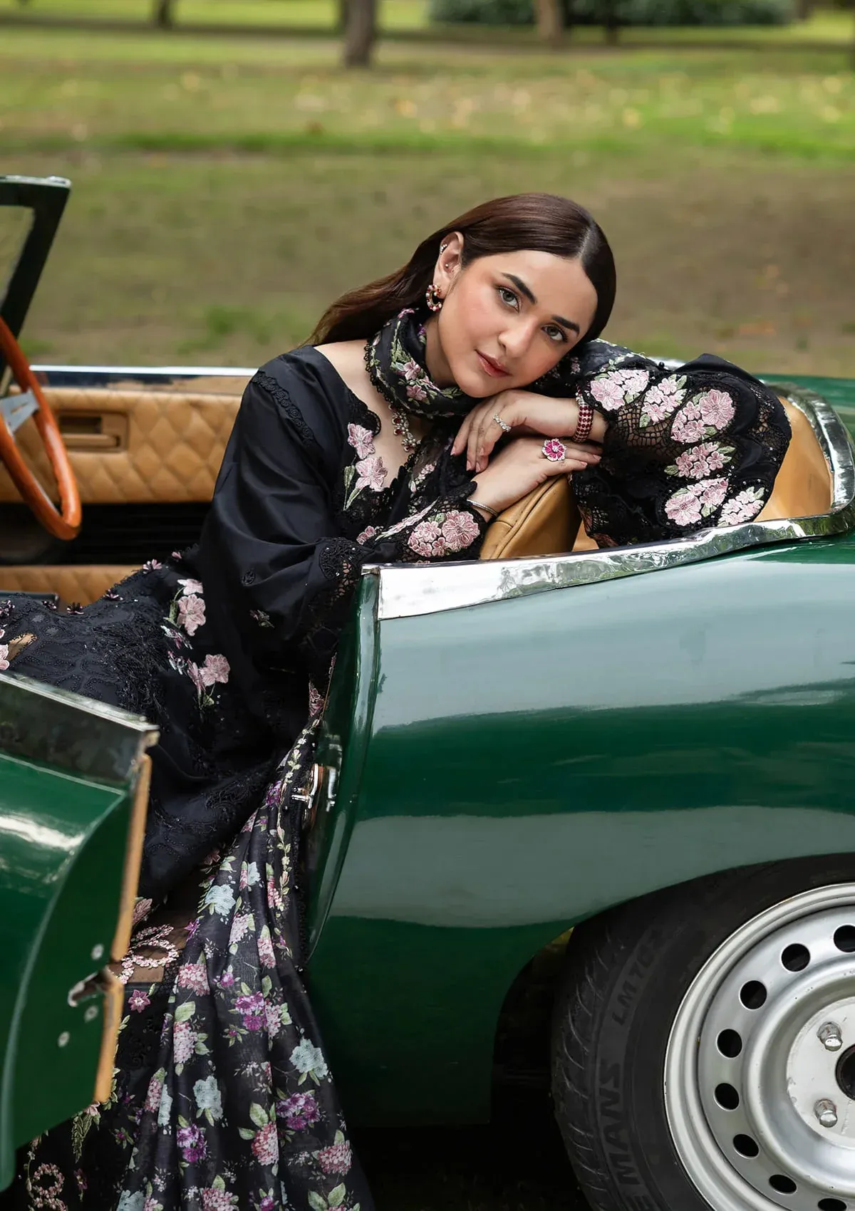 Elaf Luxury Lawn Vol 2 | 2026 || ELQ-5B BLACK MASCARA