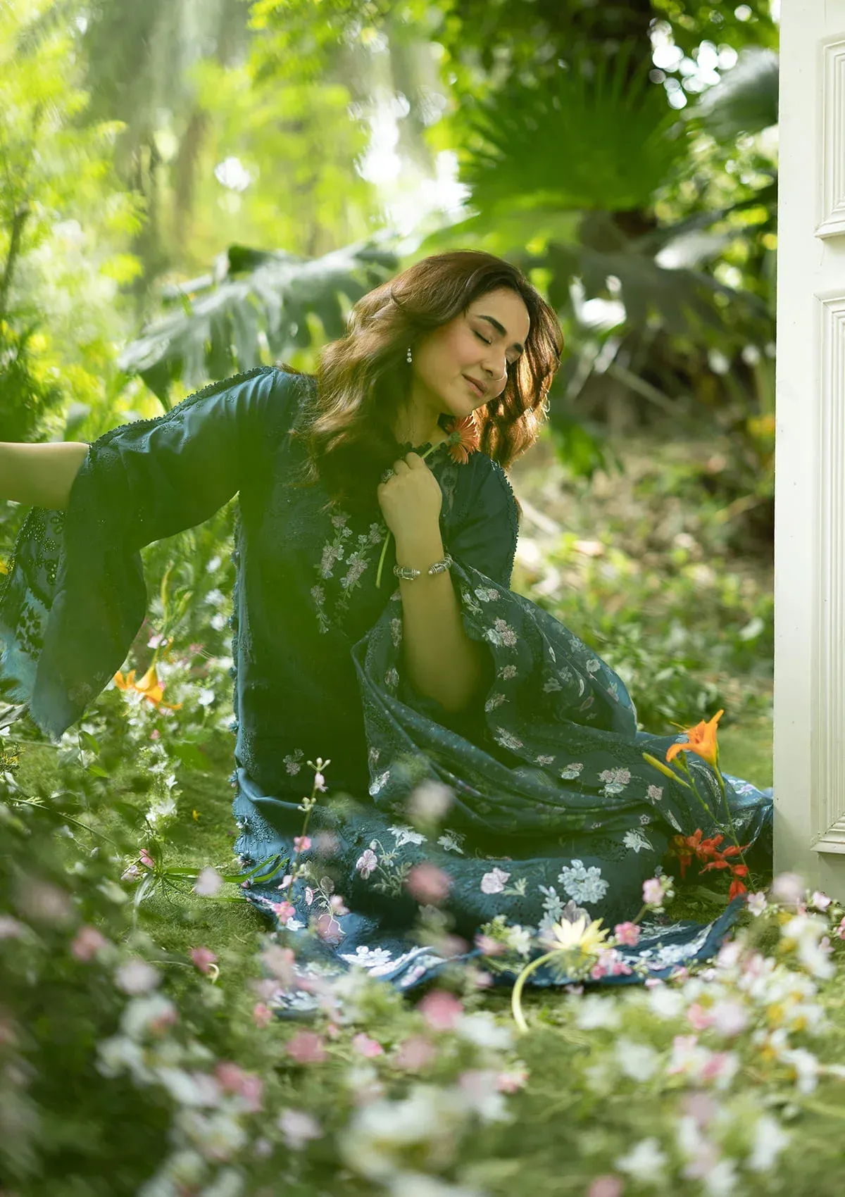 Elaf Luxury Lawn Vol 2 | 2026 || ELQ-3B EMERALD FERN - Image 4
