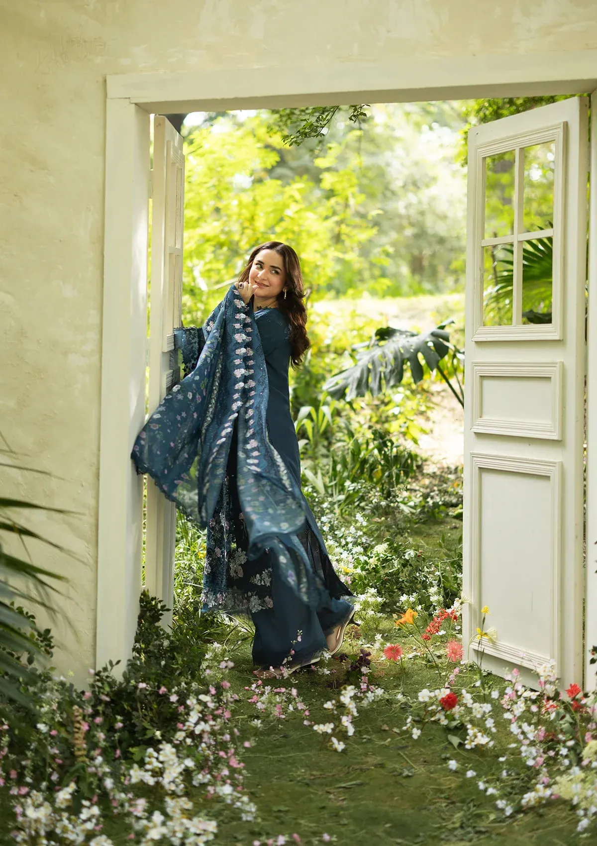 Elaf Luxury Lawn Vol 2 | 2026 || ELQ-3B EMERALD FERN - Image 3