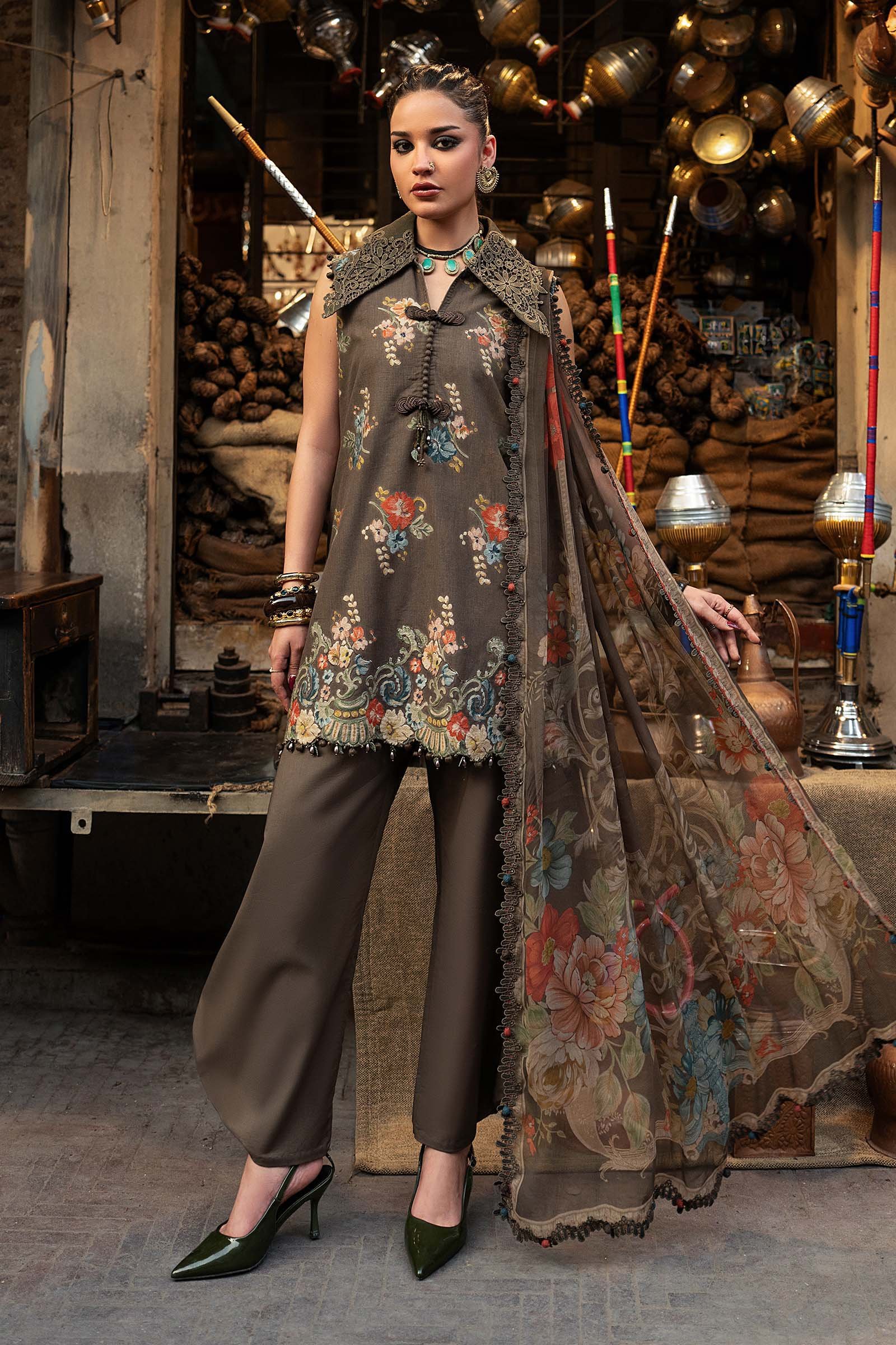 M Prints Maria B | Embroidered Cambric Suit – Brown (MPT-3103-B)