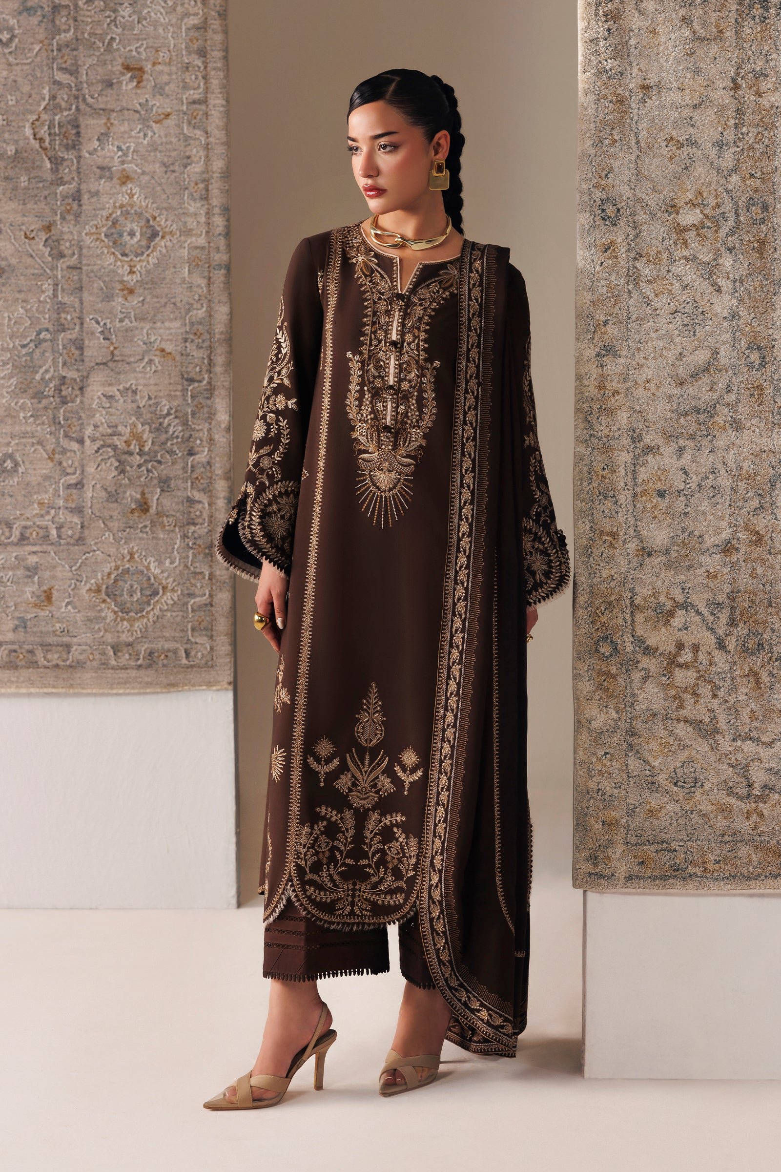 Qline Linen ’26 Qalamkar | QLW-04 SHAHEEN - Image 4