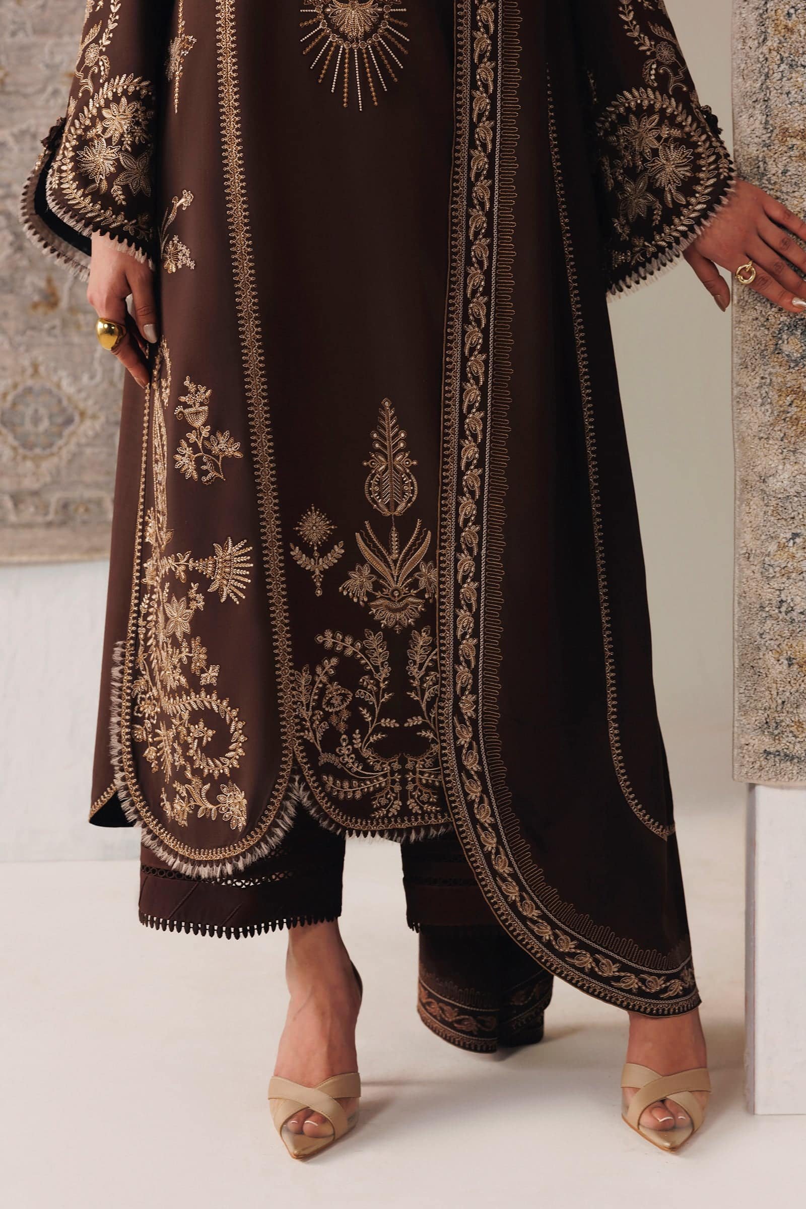 Qline Linen ’26 Qalamkar | QLW-04 SHAHEEN - Image 2