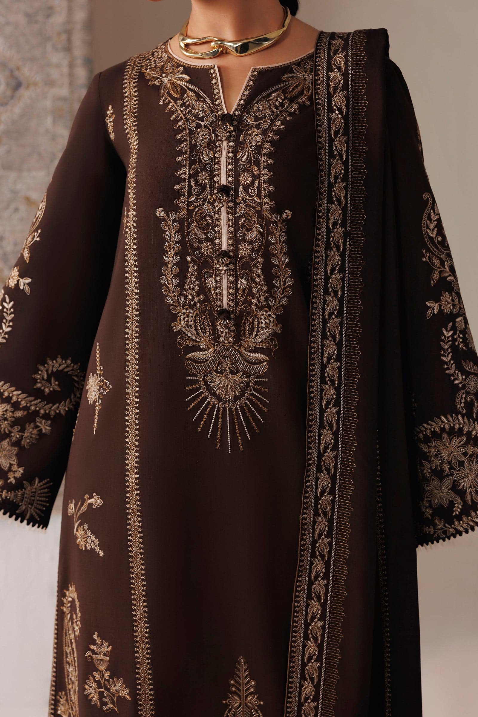 Qline Linen ’26 Qalamkar | QLW-04 SHAHEEN - Image 5